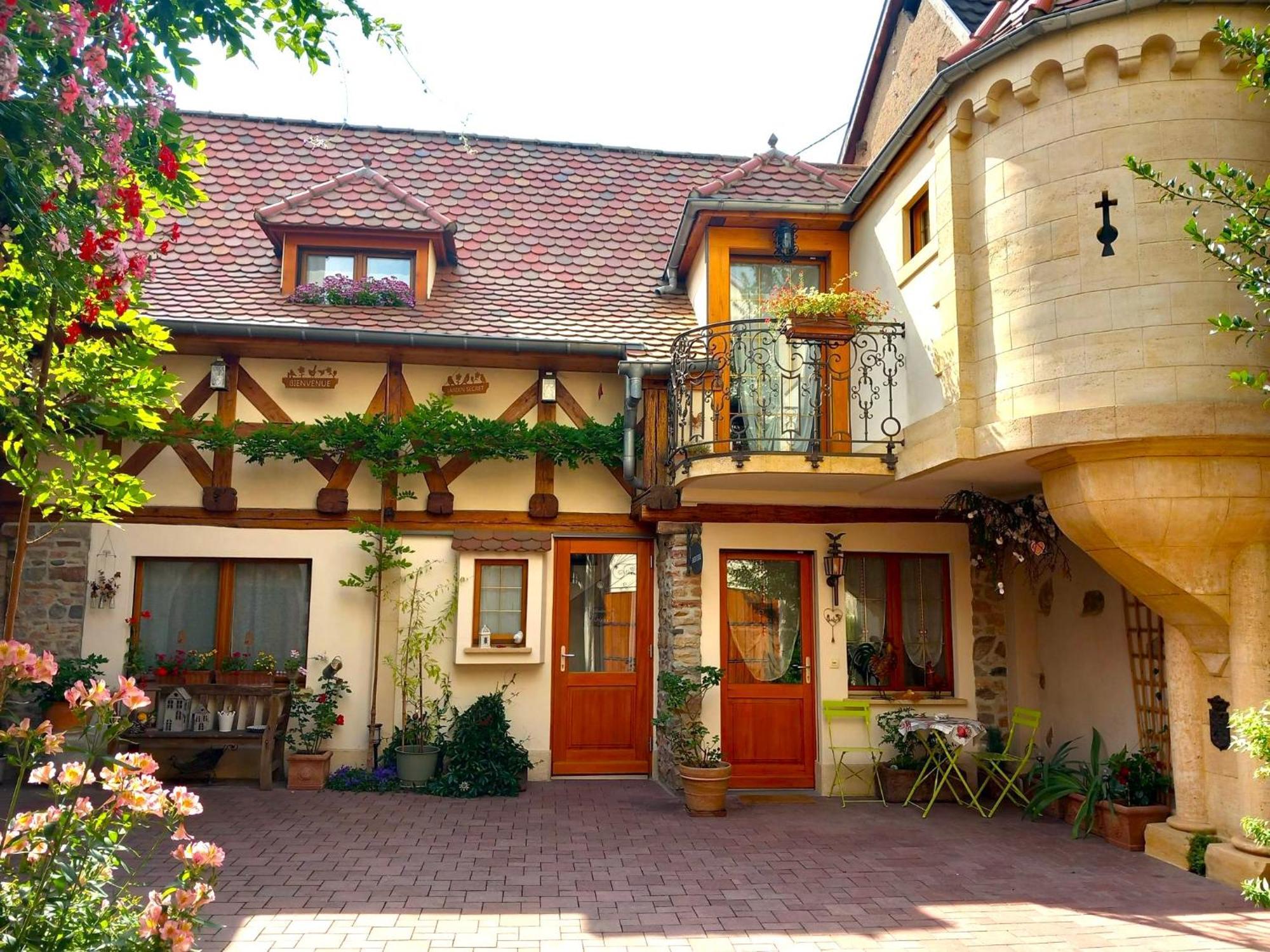 Chambres Suite D'Hote Divine Providence Wintzenheim Exterior photo